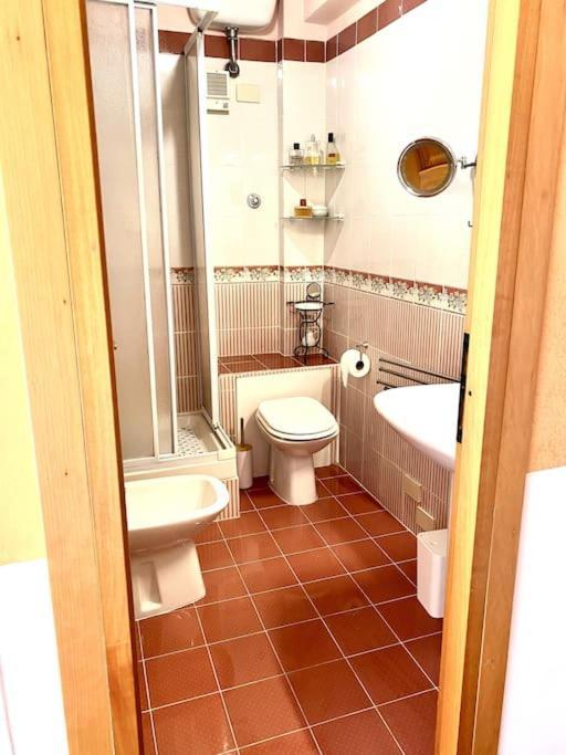 Golden Valley House 4-8 Pax - Box Auto Metro B1 Conca D'oro Treno Val D'ala Apartment Rom