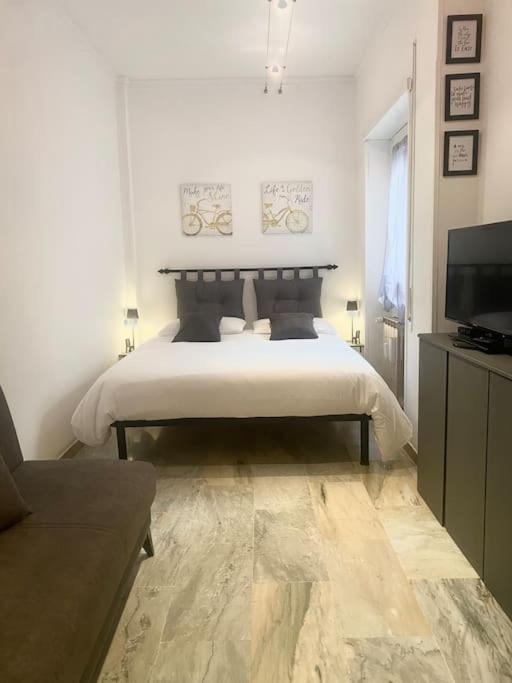 Golden Valley House 4-8 Pax - Box Auto Metro B1 Conca D'oro Treno Val D'ala Apartment Rom