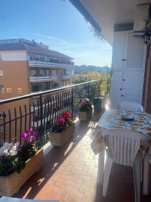 Golden Valley House 4-8 Pax - Box Auto Metro B1 Conca D'oro Treno Val D'ala Apartment Rom